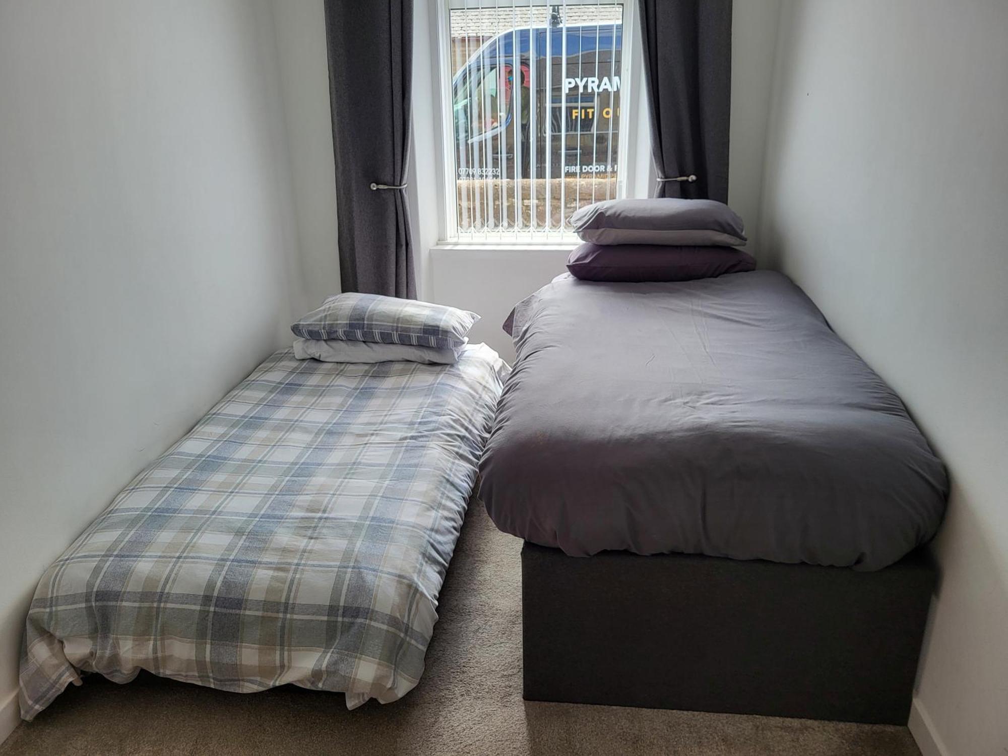 Central 2-Bedroom Bunglow With Double Sofa Bed カーヌスティ エクステリア 写真